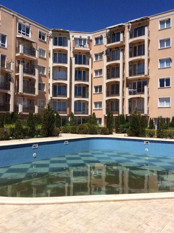 Sun Residence -Byala Sp Apartments Buitenkant foto