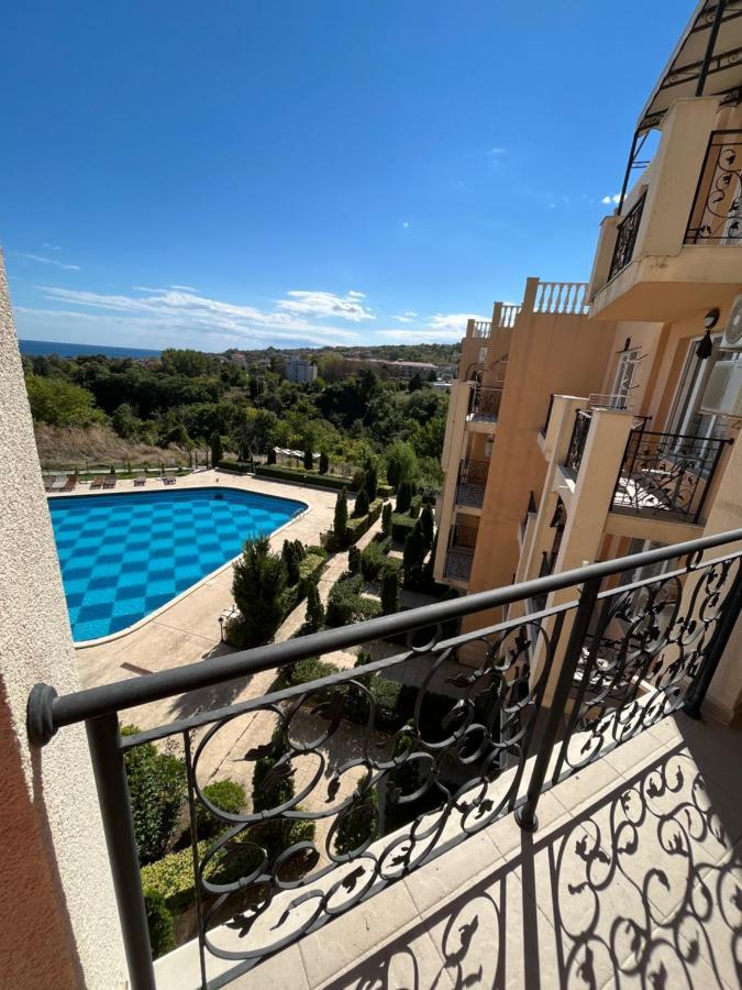 Sun Residence -Byala Sp Apartments Buitenkant foto